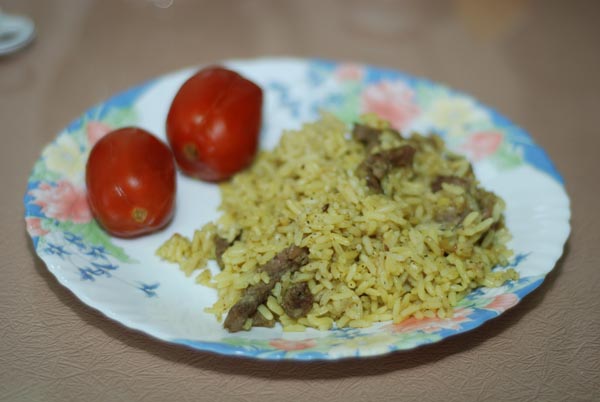 Плов с овощами, плов с мясом луком и солёными помидорами